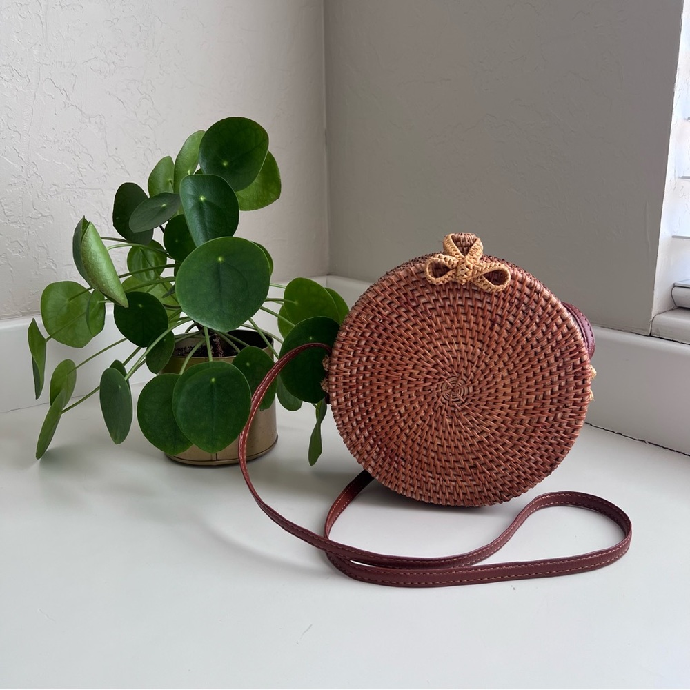 Round Woven Boho Wicker Rattan Crossbody Purse